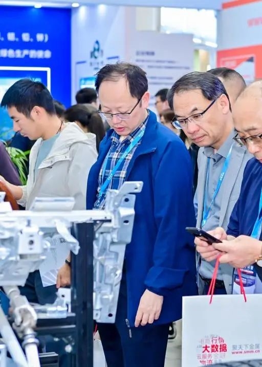 2025鋁產(chǎn)業(yè)博覽會盛大開幕！首日盛況全紀(jì)錄（附明日必看指南）