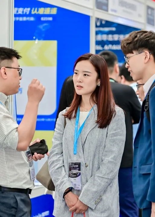 2025鋁產(chǎn)業(yè)博覽會盛大開幕！首日盛況全紀(jì)錄（附明日必看指南）